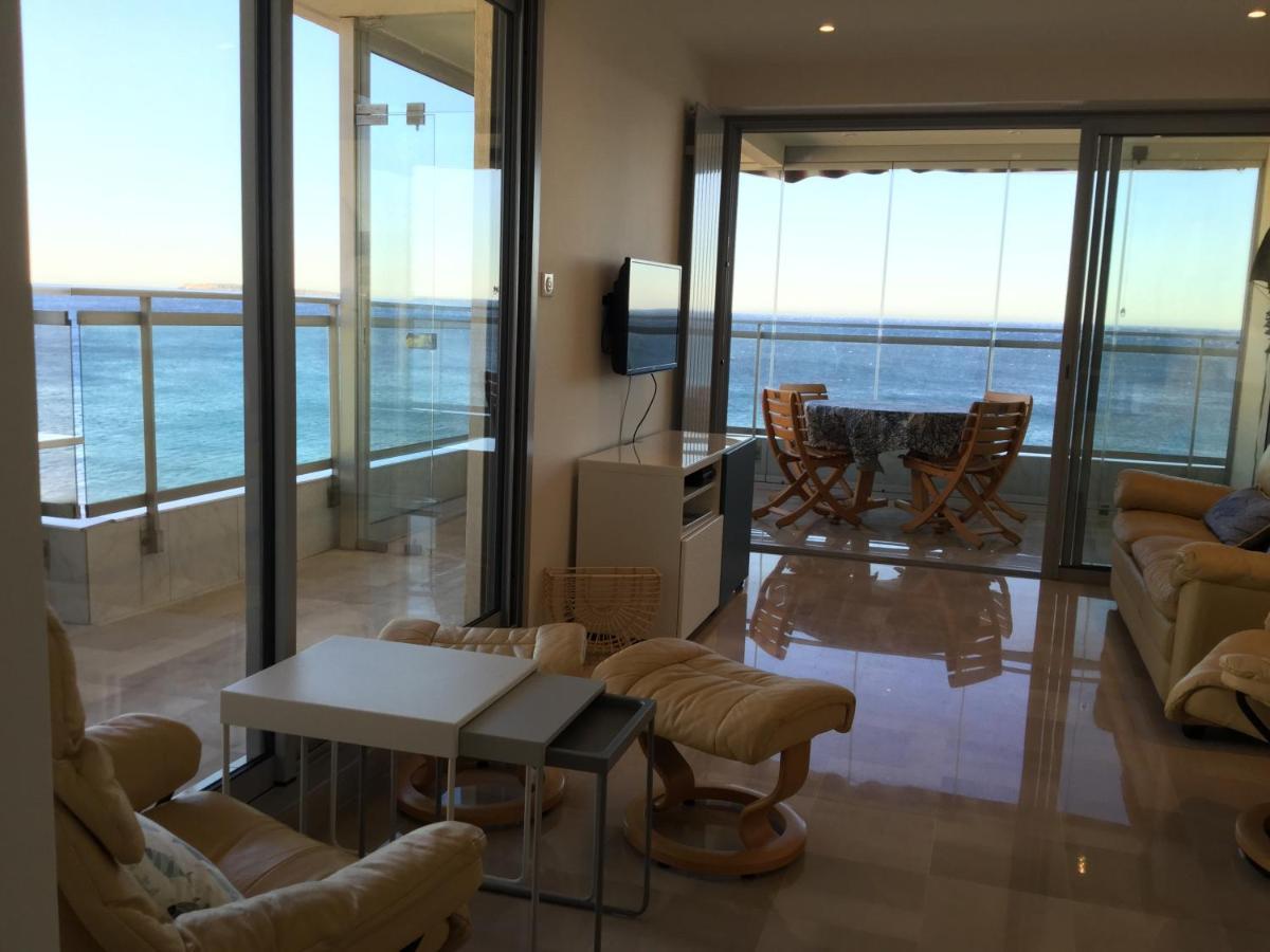 Bord De Mer - Cannes La Bocca Екстериор снимка