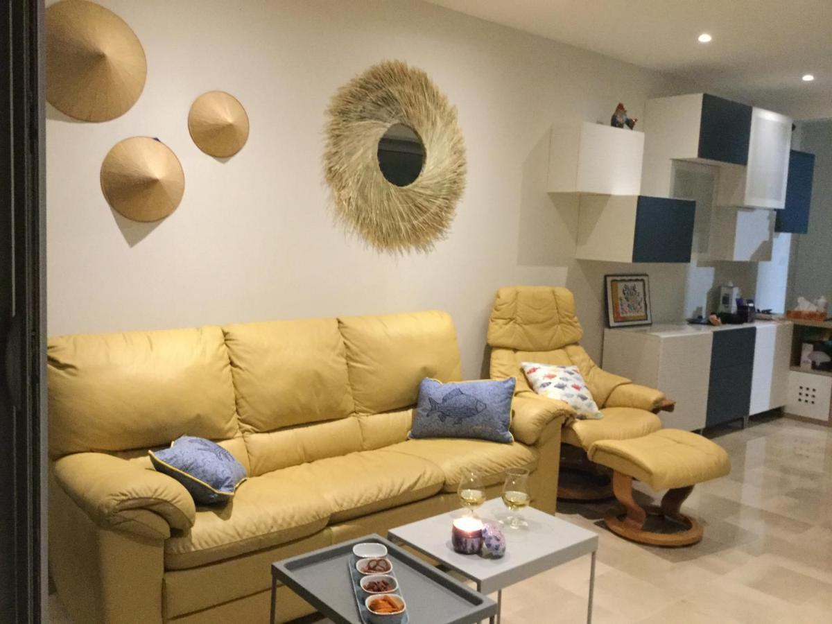 Bord De Mer - Cannes La Bocca Екстериор снимка